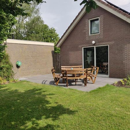 Vakantiehuis Achterhuis Ons Hoekje Houten Exteriör bild