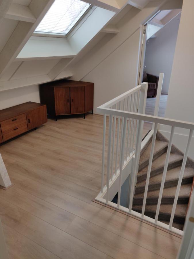 Vakantiehuis Achterhuis Ons Hoekje Houten Exteriör bild