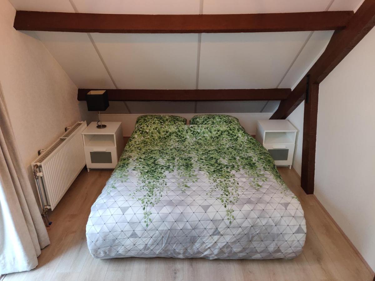 Vakantiehuis Achterhuis Ons Hoekje Houten Exteriör bild