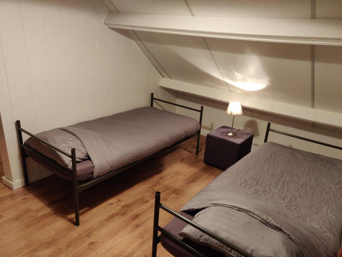 Vakantiehuis Achterhuis Ons Hoekje Houten Exteriör bild